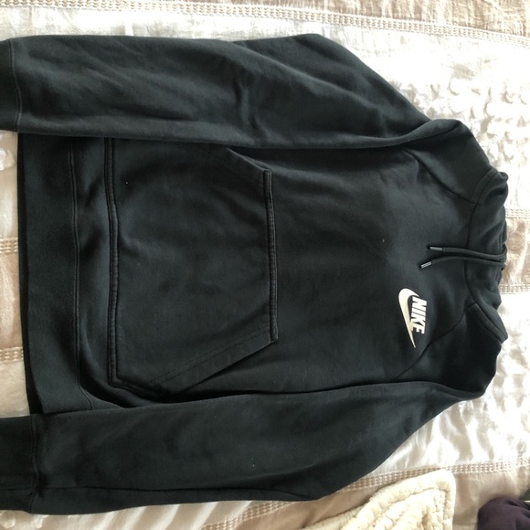 Black Nike sweatshirt - Picture 1 of 1